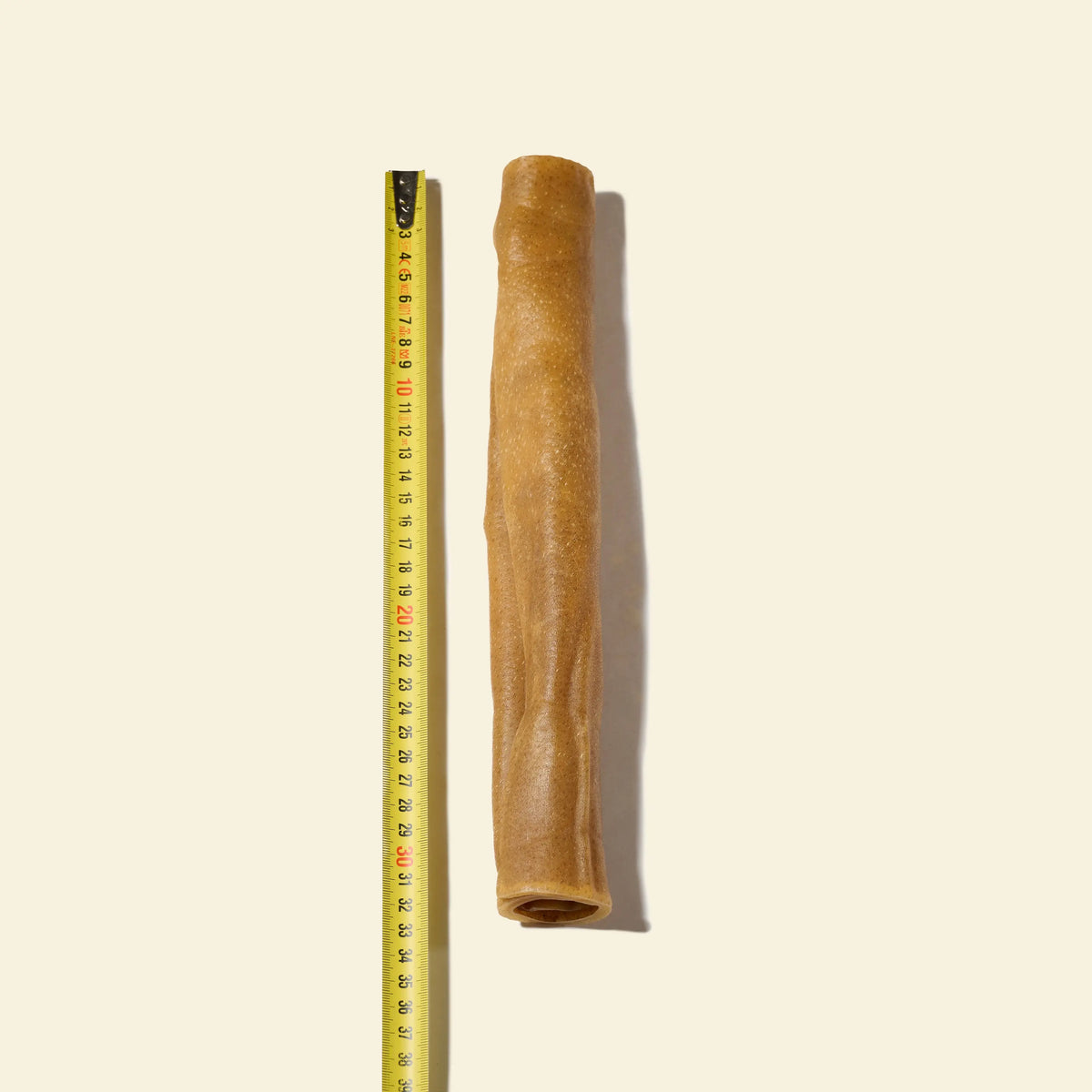 peau de boeuf roulée 30 cm, friandise de mastication naturelle pour chien